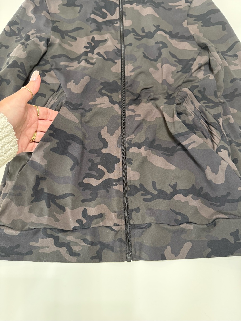 Fornia Camo Zip-Up Running Jacket Size Large - Picture 4 of 10